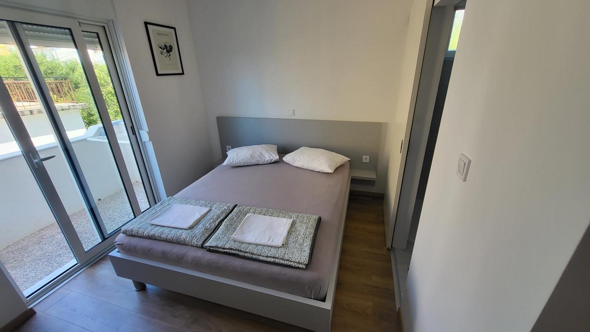 Apartments & Rooms Fam Ribaric Банёл Экстерьер фото